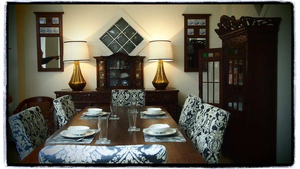 Ciwulan 36 Guest House Bandung Exteriör bild