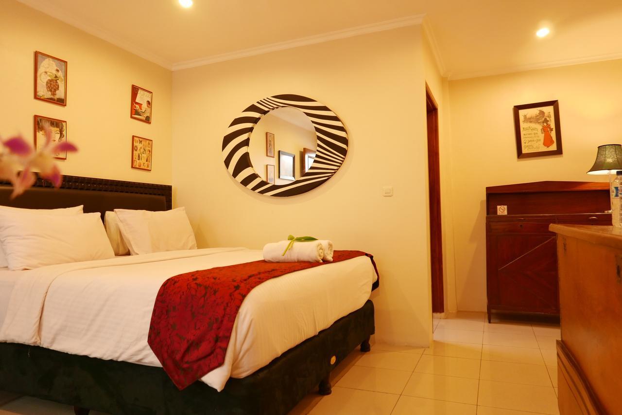 Ciwulan 36 Guest House Bandung Exteriör bild