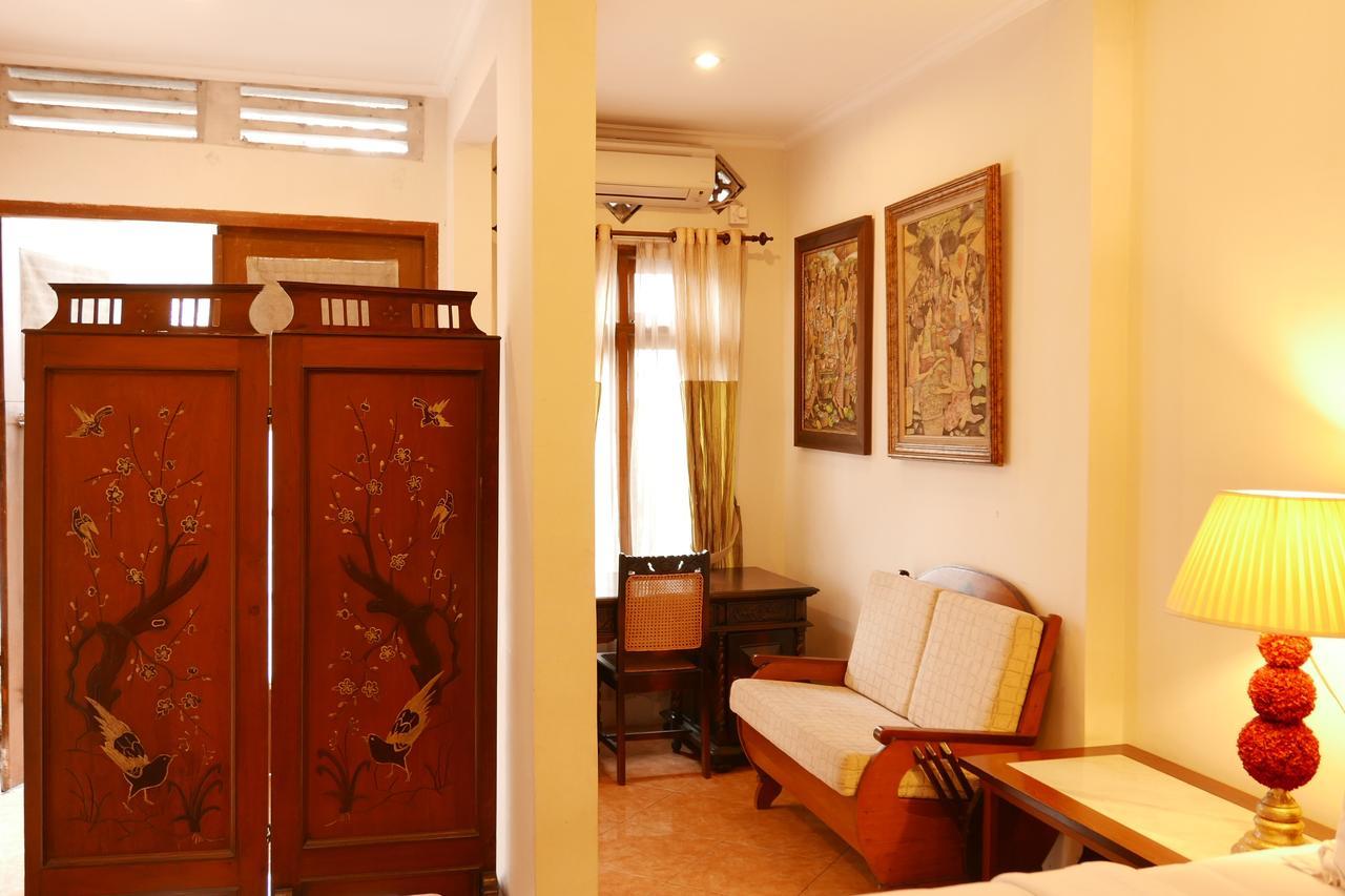 Ciwulan 36 Guest House Bandung Exteriör bild