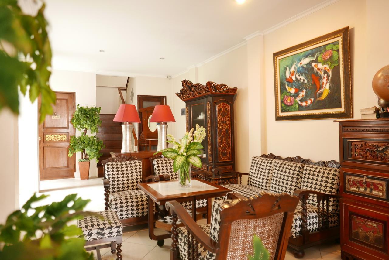 Ciwulan 36 Guest House Bandung Exteriör bild