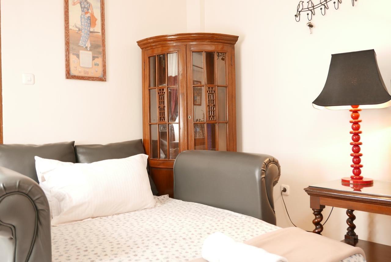 Ciwulan 36 Guest House Bandung Exteriör bild
