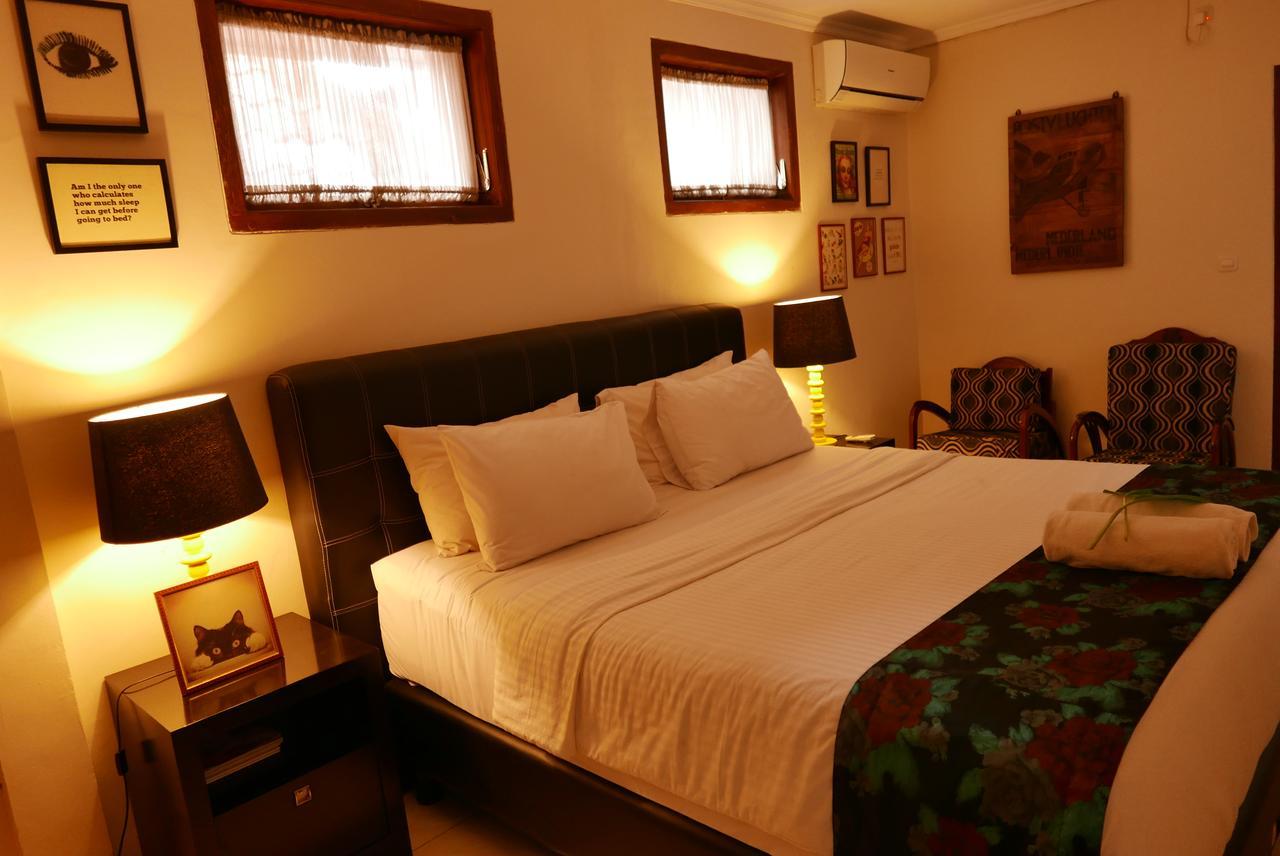 Ciwulan 36 Guest House Bandung Exteriör bild