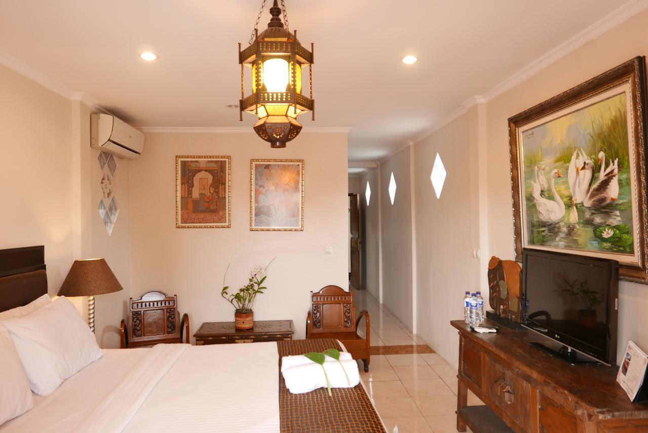 Ciwulan 36 Guest House Bandung Exteriör bild