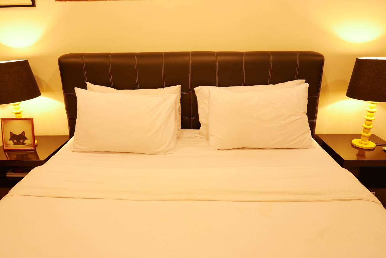 Ciwulan 36 Guest House Bandung Exteriör bild