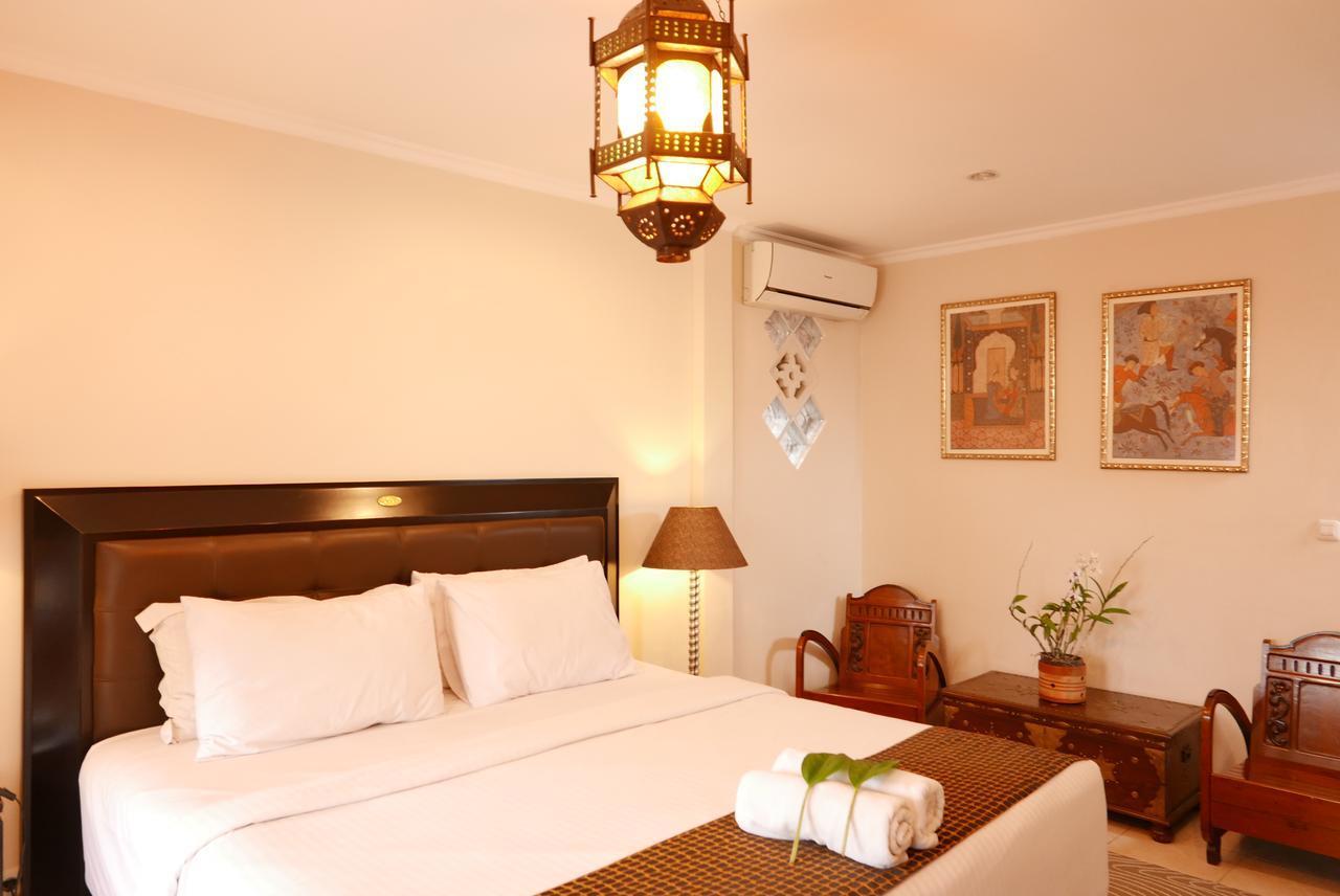 Ciwulan 36 Guest House Bandung Exteriör bild