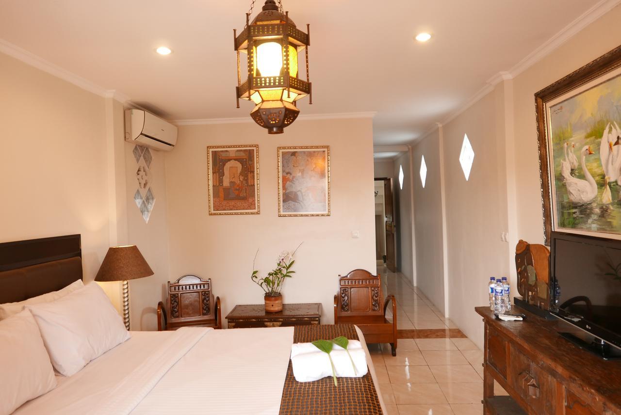 Ciwulan 36 Guest House Bandung Exteriör bild